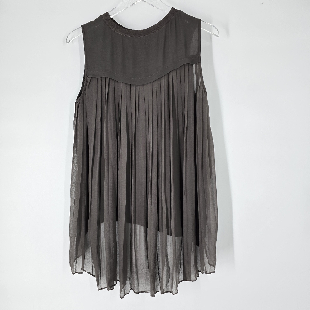 Elie Tahari Green Silk Pleat Back Sleeveless Blouse No Size Fits Like M - Picture 4 of 4
